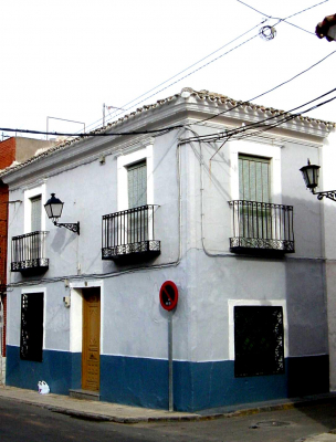Adivina: ¿En que calle esta?
Palabras clave: Arquitectura típica