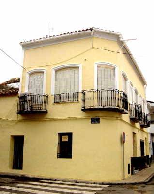 Adivina: ¿En que calle esta?
Palabras clave: Arquitectura típica