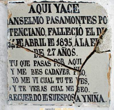 1 de Noviembre de 2006, epitafio en el cementerio guardiolo.
Palabras clave: 1 de Noviembre de 2006, epitafio en el cementerio guardiolo.