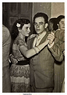 Ana Pedraza (Ana la del monte), Paco Valero y atrás Petra la botija, 25 de septiembre de 1953
Palabras clave: Ana Pedraza (Ana la del monte), Paco Valero y atrás Petra la botija, 25 de septiembre de 1953