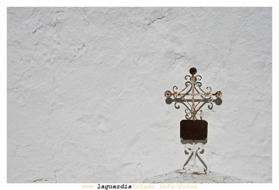 1 de noviembre de 2007. Tumba de primeros de siglo en el cementerio de La Guardia
