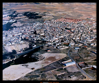 Vista arérea de La Guardia sobre los años 80
Palabras clave: Vista arérea de La Guardia sobre los años 80