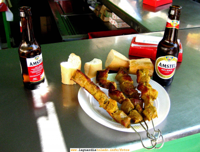 Protagonistas
Palabras clave: Pinchos y botellines