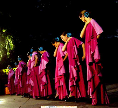 Actuación de La Escuela de Baile
Palabras clave: Fiestas Castilla La Mancha Escuela de Baile