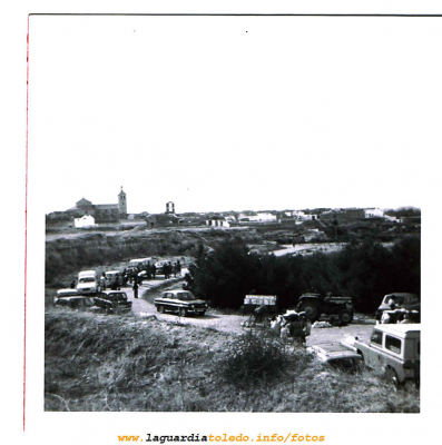 Vista del camino del cementerio el dia de los santos sobre 1970
Palabras clave: Vista del camino del cementerio el dia de los santos sobre 1970