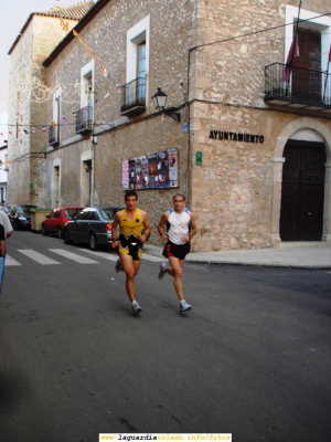 22 de Septiembre de 2007. Carrera popular a su paso por la Glorieta
En la foto, corredores "forasteros" como decimos aquí
