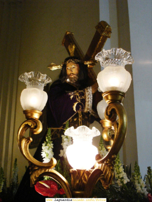 20 de Marzo de 2008. Jueves Santo. Nuestro Padre Jesús en la Iglesia Parroquial después de la procesión
