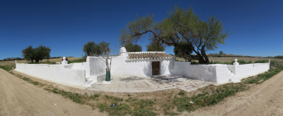 Foto panorámica de casita al lado de la Casa del Sastre
