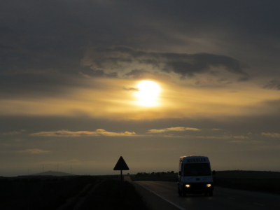 Amanecer nublado
Amanecer un día nublado desde la carretera de Lillo
