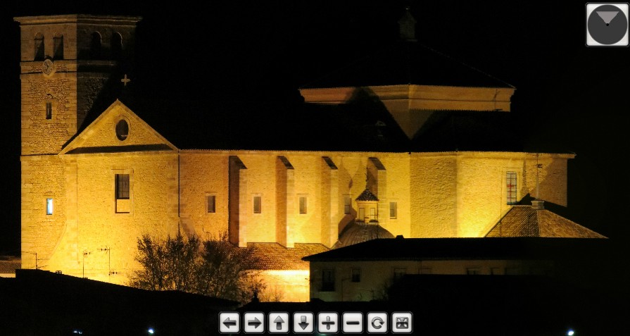 La Iglesia por la noche iluminada en alta resolución desde las Vertederas (formada por la unión de 6 fotos)
