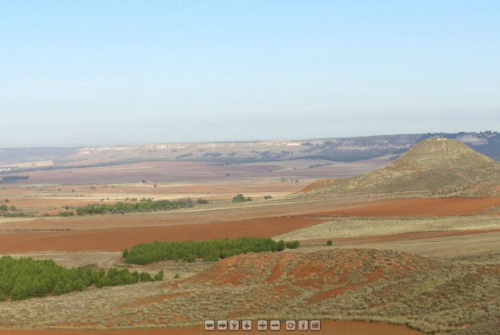 Campo guardiolo desde detrás de las Vertederas 
En formato interactivo con controles
Palabras clave: vertederas controles