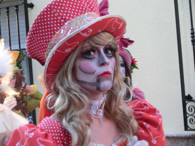 Participante de la comparsa "Juega conmigo" de la Asociación Juvenil "El Trajín"
Palabras clave: el trajin carnaval 2012