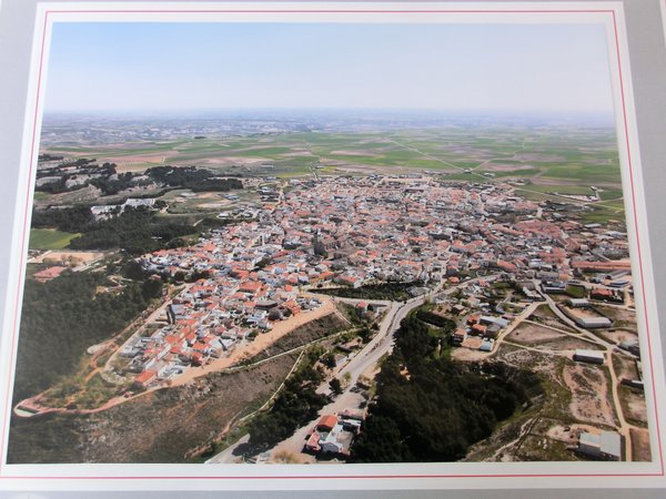 Foto aérea de La Guardia
LOS ESCENARIOS DE LA VIDA: El municipio y su entorno. < Mapas
