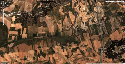 El Barrón y Pera desde Google Earth ( o Google Maps)
Pincha en la foto para verla a mayor detalle.
Este mapa de satélite lo puedes encontrar en internet en:
[url=http://maps.google.com/maps?f=q&hl=es&geocode=&time=&date=&ttype=&q=la+guardia+toledo&sll=37.0625,-95.677068&sspn=24.605611,58.447266&ie=UTF8&ll=39.810646,-3.494296&spn=0.023208,0.057077&t=k&z=15&om=1][color=navy][i][b]El Barrón y Pera desde Google Maps[/b][/i][/color][/url].[/b]
