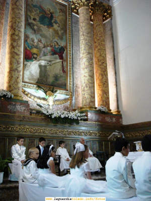 20 de Mayo de 2007. Las Comuniones en La Guardia
Instantánea del altar con los niños
