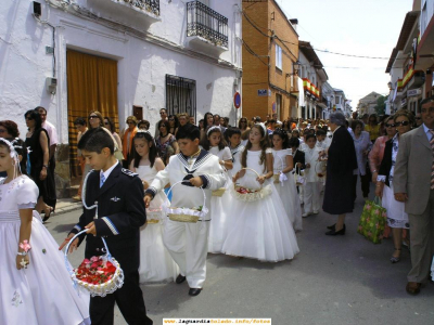 Corpus Christi 2006. Procesión con los niños que han hecho la comunión este año
