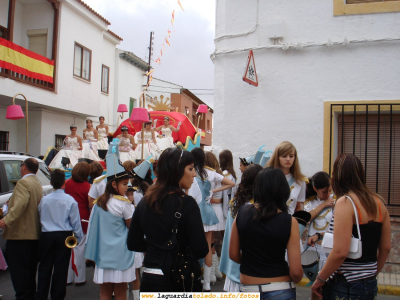 24 de Septiembre de 2006. Banda de Majorettes esperando el desfile
