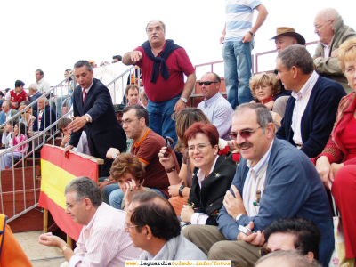 24 de Septiembre de 2006. Corrida de toros en la plaza ambulante
Instantánea del público
