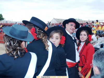 24 de Septiembre de 2006. Corrida de toros en la plaza ambulante
Instantánea de las Damas, Reina y Mantenedor
