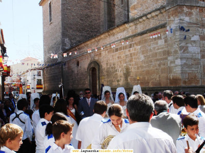 26 de Septiembre de 2006. A la salida de la Iglesia. En primer plano, la banda, en segundo, las Damas, Reina y Mantenedor
