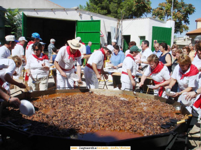 27 de Septiembre de 2006. Gran Caldereta de carne en el Corralón. Organiza La Peña los Timbales
