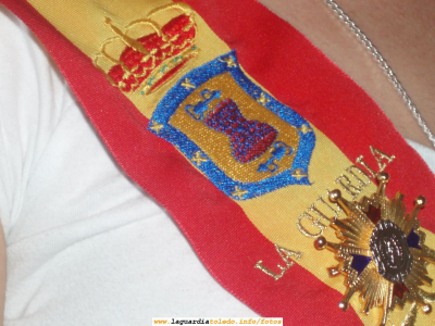 24 de Septiembre de 2006. Primer plano de la banda de la Reina de las fiestas
