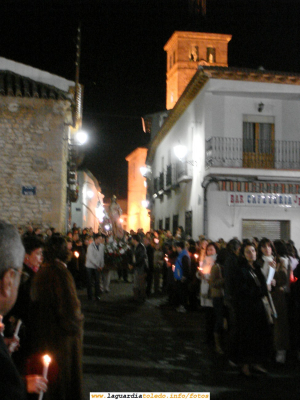 8 de Abril de 2007. 1:30 de la madrugada. La procesión del encuentro
[b]Proyecto Tupi estuvo en la Procesión del Encuentro. Podéis verlo en el Tupidiario[/b]
[url=http://www.laguardiatoledo.info/tupidiario][color=navy][i][b]Tupidiario[/b][/i][/color][/url].[/b]
[url=http://laguardiatoledo.info/tupidiario/2007/04/08/proyecto-tupi-estuvo-en-la-misa-de-resurreccion/][color=navy][i][b]Noticia relativa a la misa de Resurrección en el Tupidiario[/b][/i][/color][/url].[/b]
