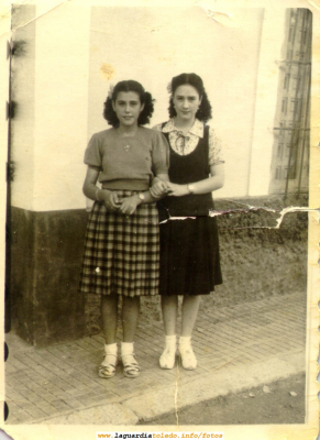 Irene y Nati en los años 50
