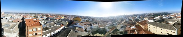 Panorámica casi total de La Guardia (Toledo) tomada desde los tejados formada por la unión de 7 panorámicas parciales
