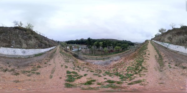 Vista total del paseo de las Cuevas del Cerro. 4-4-2012
