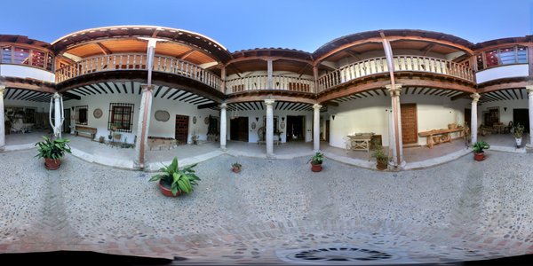 Vista esférica total del patio interior de la Casa de los Jaenes

