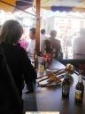 26_09_07_botellines_pinchos_e_instrumentos_musicales.JPG