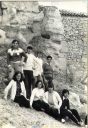 lgt_mozas_posando_detras_ermita_1.jpg