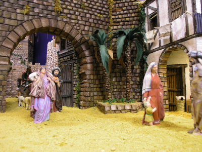 El Belen, detalle de una calle
Detalle del belen realizado por los mayores, esto es una tradición que se lleva haciendo ya algunos años, desde proyecto Tupi les animamos a que continuen con esta labor, y que año tras año el Belen crezca un poco mas. Podeis visitarlo en la Casa de los Jaenes, museo etnológico de La Guardia.
Palabras clave: Belen