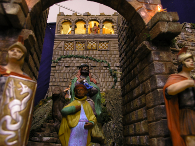 El Belen
Detalle del belen realizado por los mayores, esto es una tradición que se lleva haciendo ya algunos años, desde proyecto Tupi les animamos a que continuen con esta labor, y que año tras año el Belen crezca un poco mas. Podeis visitarlo en la Casa de los Jaenes, museo etnológico de La Guardia.
Palabras clave: Belen