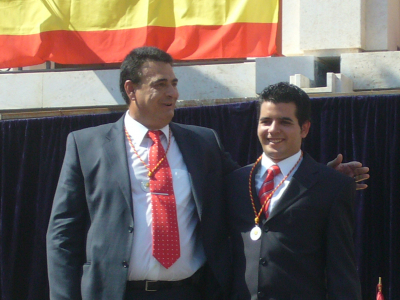 Mantenedor 06 y 07
Y pasaron el cargo de tio a sobrino...
