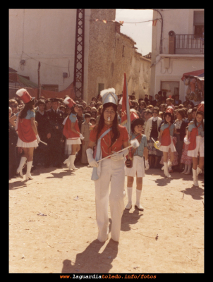 Majorettes 1976
Palabras clave: Majorettes
