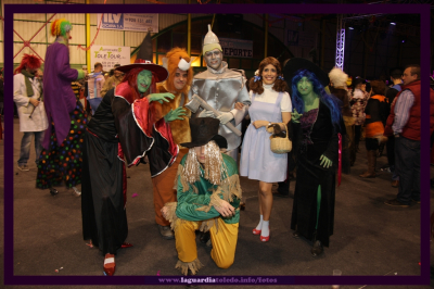 El Mago de Oz
Estos Personajes han salido del cuento del Mago de Oz para asistir a La fiesta de Carnaval que hubo en La Guardia el 25-02-2012 
Palabras clave: El cuento del Mago de Oz