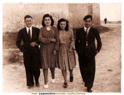Novios por paseo norte
Novios de vuelta de pasear por El Paseo del Norte allá por el año 42 ó 43.
EL CURSO DE LA VIDA: Los novios y las novias
Palabras clave: Novios por paseo norte