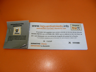 Rifa de Año Nuevo Dia 6
Con motivo del año nuevo y del sorteo de la lotería del niño Proyecto Tupi os invita a participar en el sorteo de una de las mejores fotografías que esta asociación tiene recogida para que la podáis disfrutar en vuestros hogares.
Cada papeleta tiene dos números para dicho sorteo y su precio es de 2 €, que aunque parezcan insignificantes tienen un gran valor a la hora de financiar todos los proyectos que tenemos en menete este nuevo año. 
Usuarios, socios, guardiolos...colaboren, participen y suerte.
Palabras clave: Sorteo Rifa Cuadro Premio Niño