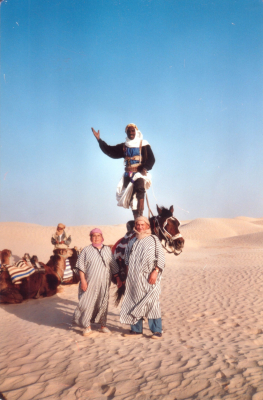 Modesto y Germana en Tunez
Foto de mis padres, Modesto y Germana, en el año 2003 en un viaje que realizaron a Túnez
Palabras clave: Modesto Germana Tunez viaje
