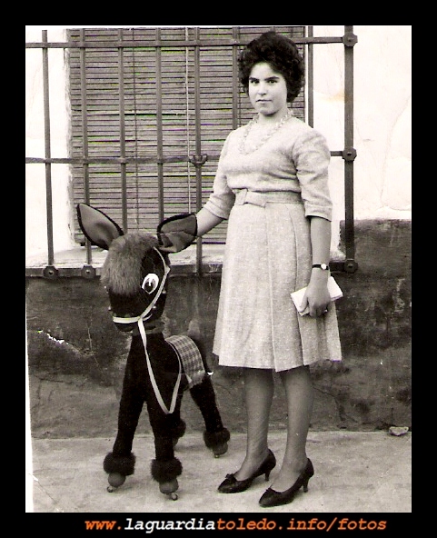 Pili
María del Pilar Guzmán López  (15 años tiene) familia de” los Navarros”
Palabras clave: familia de” los Navarros”