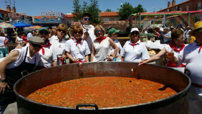 Los Timbales
Pisto Manchego, realizado y organizado por Peña Los Timbales.
Fiestas Castilla la Mancha 2015
Palabras clave: pisto timbales