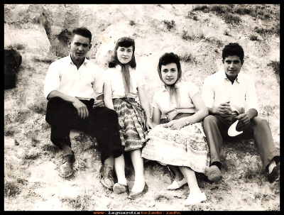 UN 27 DE FIESTAS
Los novios, José, María, Paca y Antonio (1960)
Palabras clave:  novios