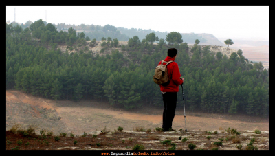 III Ruta a Pie organizada por Quijotes en Ruta 21 de noviembre de 2009 - Y al fondo el cerro del "Ahorcao"
ASOCIACIONES DEPORTIVAS: pTupi. Quijotes en ruta
Palabras clave: III Ruta a Pie organizada por Quijotes en Ruta 21 de noviembre de 2009 - Y al fondo el cerro del "Ahorcao"