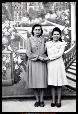 Amigas
Mere Sánchez con su amiga Eduarda.
Palabras clave: Mere Sánchez