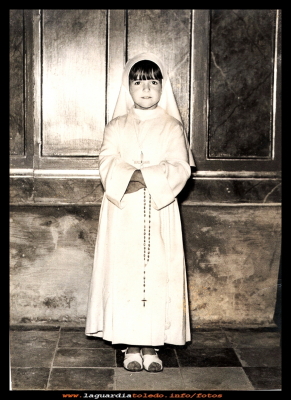 Araceli Linares
Comunión de Araceli Linares. Año 1967.
Palabras clave: Comunión Año 1967.