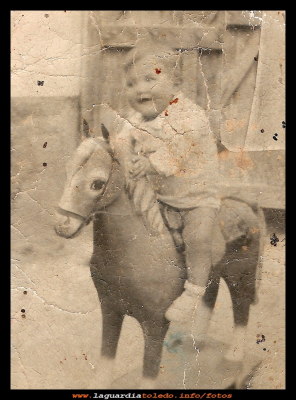 Aurelio
Aurelio Pedraza (el esquilaor). Año 1934.
Palabras clave: Aurelio Pedraza  Año 1934.
