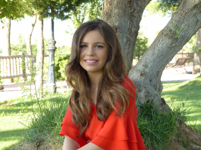 CLAUDIA SÁNCHEZ -VALLADARES ARAQUE
REINA de las fiestas 2017
Palabras clave: CLAUDIA SÁNCHEZ-VALLADARES ARAQUE REINA 2017