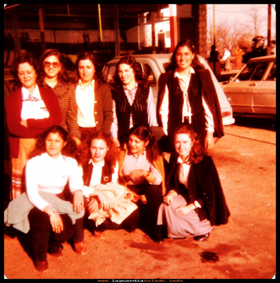 CUADRILLA DE AMIGAS
Cuadrilla de amigas, Carmen, Paqui, Macu, Nati, Pili, Paloma, Ascen, Paqui y Nati
Palabras clave: Cuadrilla damigas